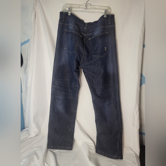 Lions crest jeans - Picture 2 of 5